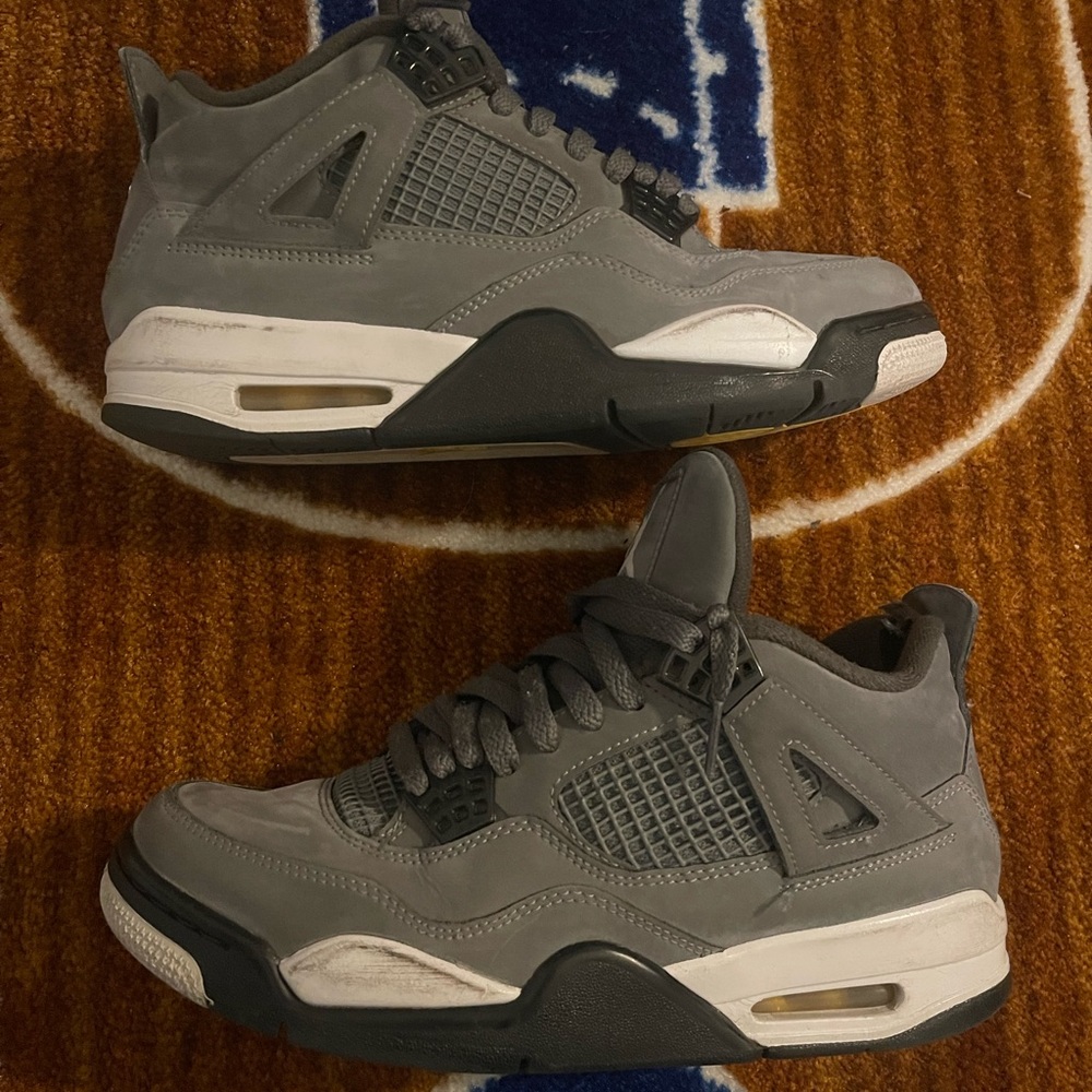 Jordan 4 Retro Cool Gray